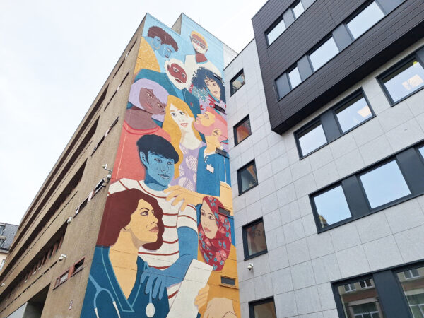 Fresque en hommage au personnel soignant, Hôpital Saint-Pierre, Bruxelles